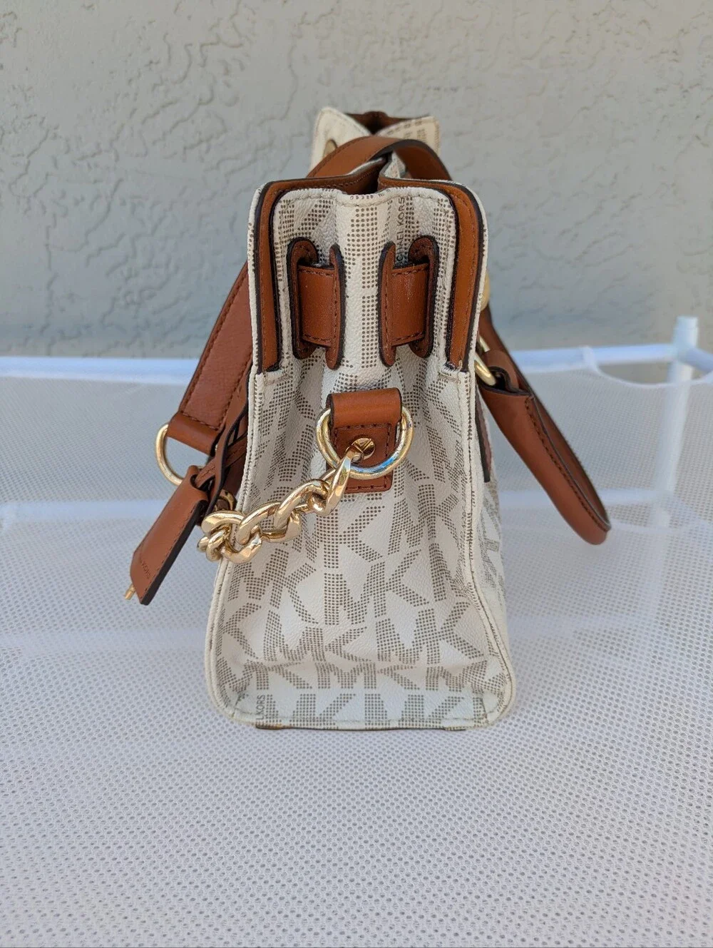 Michael Kors Hamilton Monogram Satchel - White/Tan - Super Clean